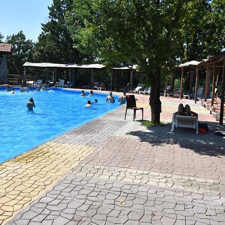 Hotel Etno Centar Balasevic Boljevac Kültér fotó